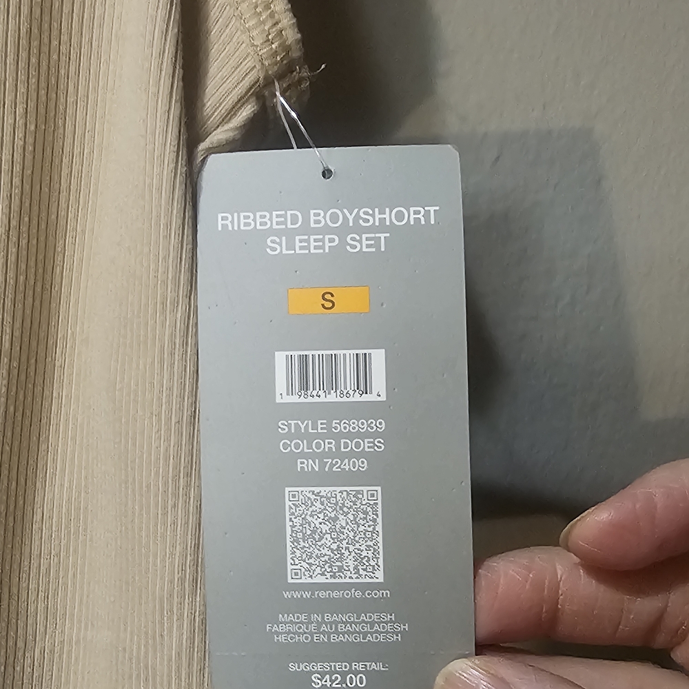 Essentials Tan Ribbed Tank Top - Picture 5 of 6